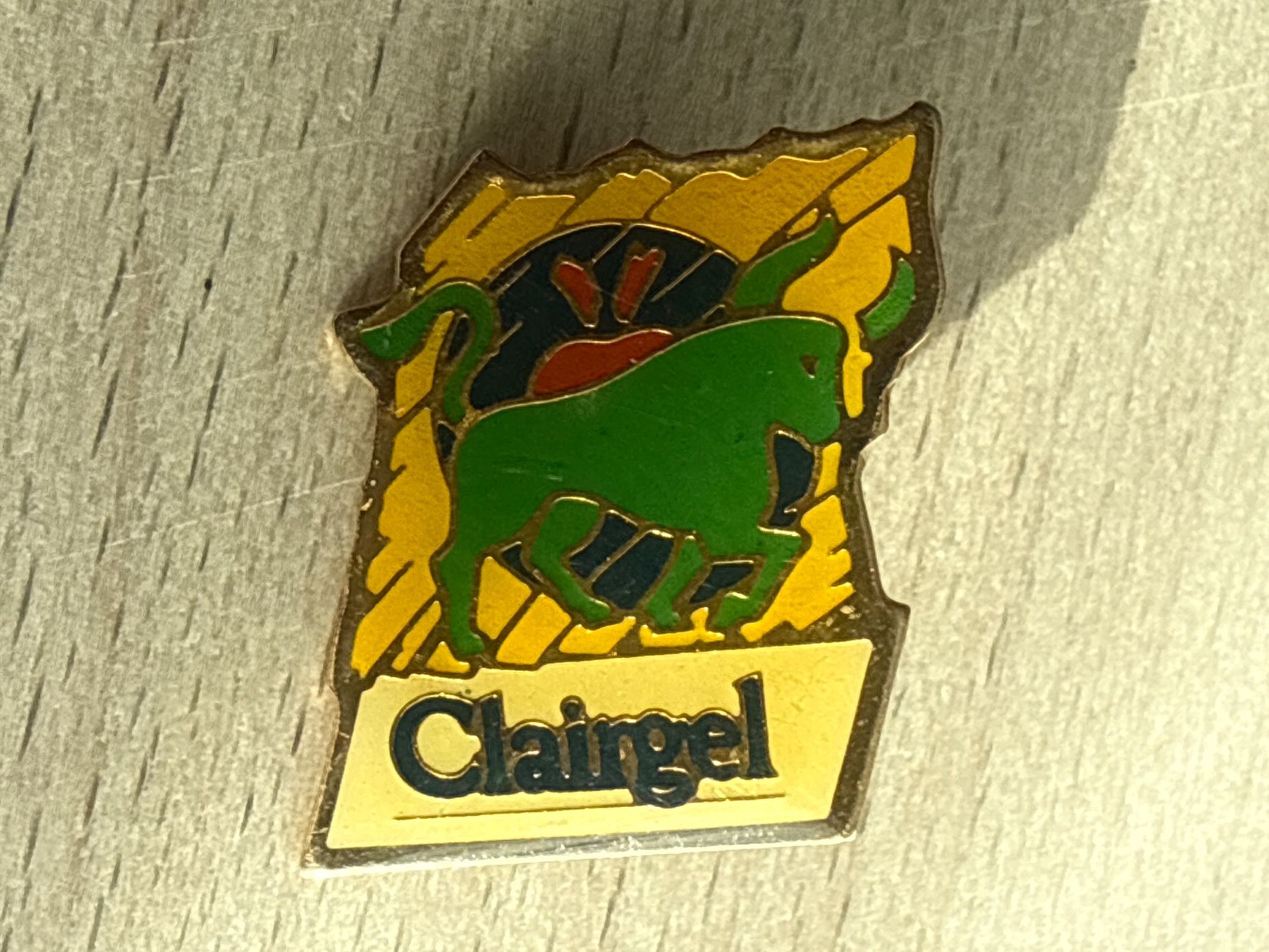 Placchette & Badge: Pin Clairgel – Usato da Glattbrugg venduto da Schweigmatt