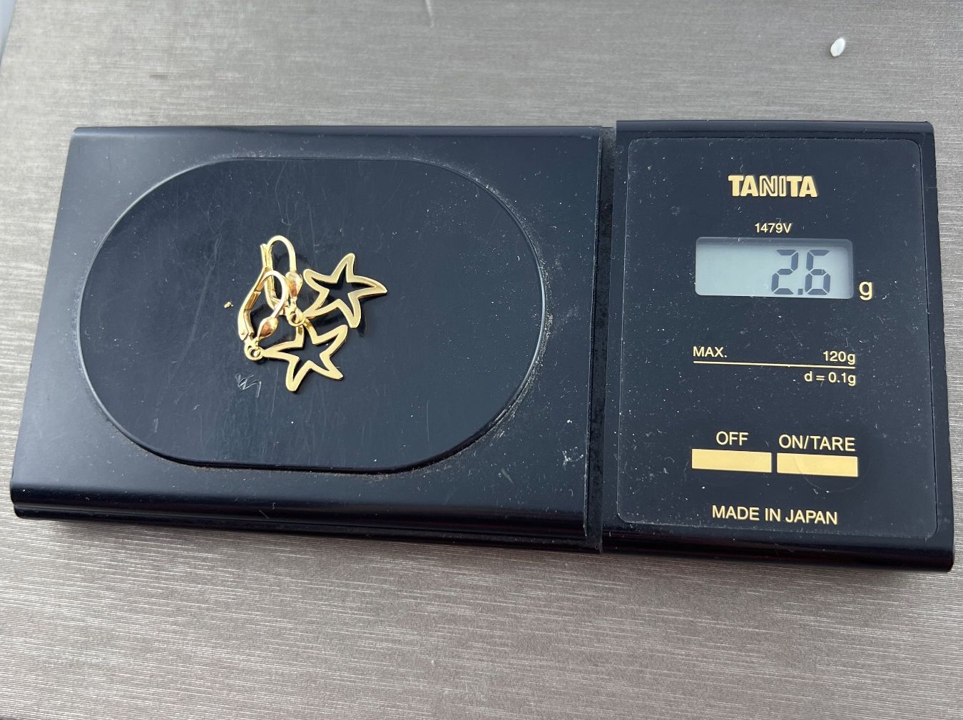 Ohrringe & -stecker: Ohrstecker 750 Gold – Gebraucht aus Niederuzwil von leo_8857 2