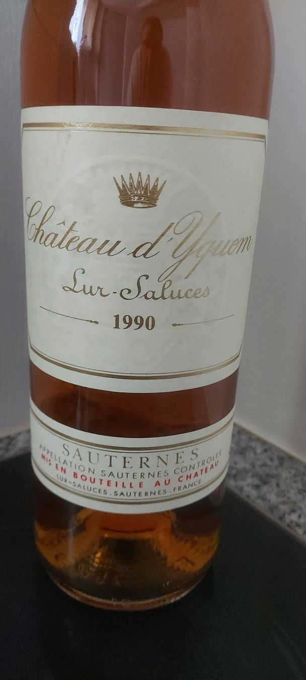 Yquem Vino: Château d'Yquem 1990 – Nuovo (secondo la descrizione) da Grenchen venduto da poggione 1