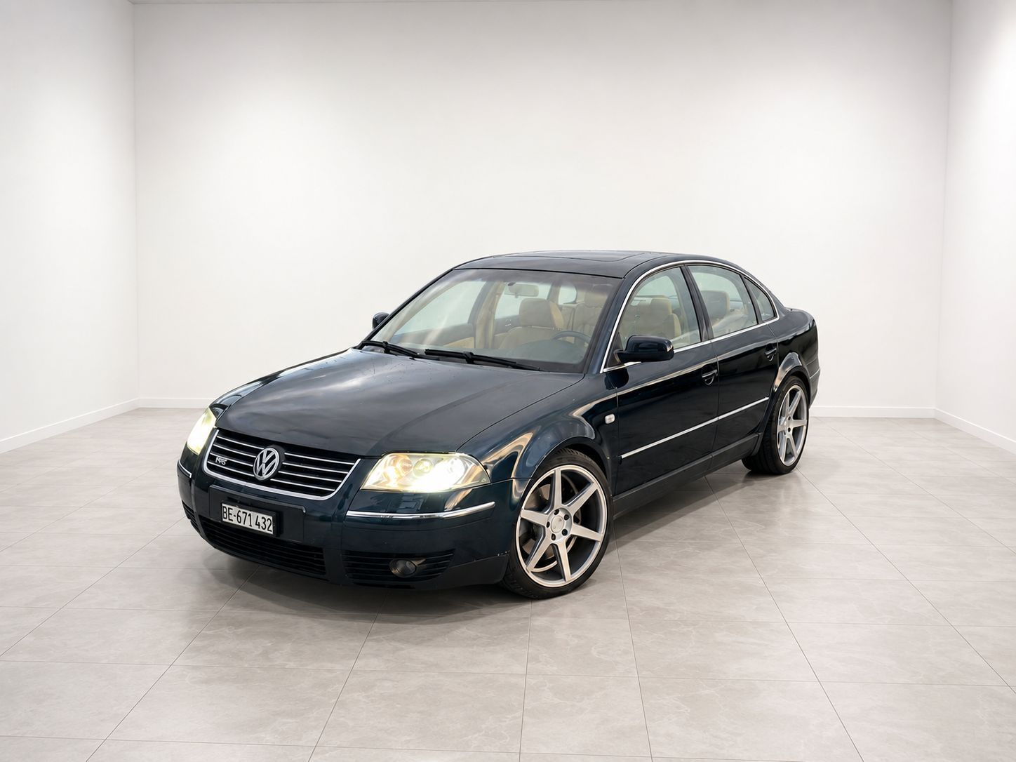 VW Automobili: Vw passat W8 4motion mit MFK  04.07.2025 – Usato da Aarberg venduto da 2002stefan