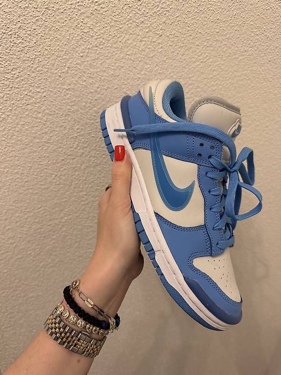 Nike Chaussures femmes: Nike Dunk – D'occasion à Rotkreuz par andgav11 2
