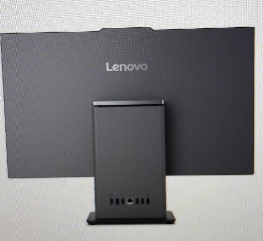 Lenovo PC: Lenovo ThinkCentre Neo 50a 27 Gen 5 – Usato da Eglisau venduto da son_vxn7 1