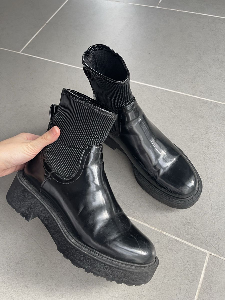 Zara Damenschuhe: Bottines Zara – Gebraucht aus Monthey von sen_6ckr