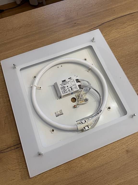 Kronleuchter & Deckenlampen: Philips Wand-Deckenlampe – Gebraucht aus Suhr von Cark_ZehndAir 1