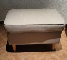 Hocker hellgrau Stoff mit Holzfussen guter Zustand