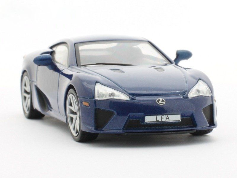 Lexus LFA dunkelblau