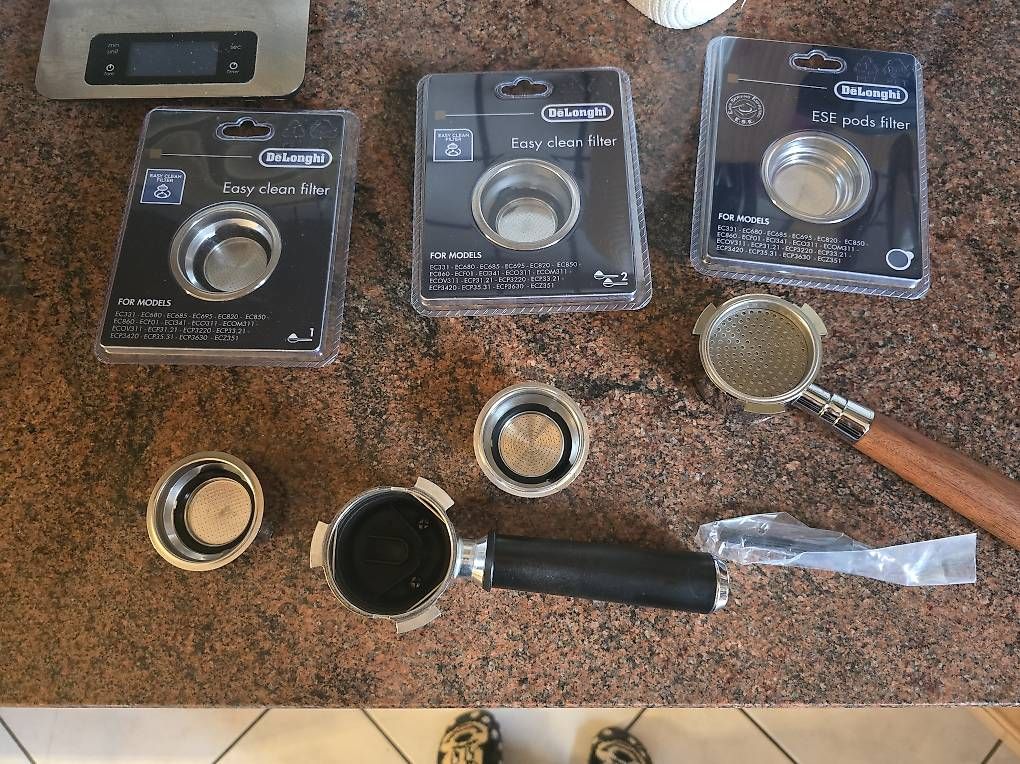 Macchine per caffè & Macchine per espresso: Delonghi Style Dedica – Usato da Goumoens-la-Ville venduto da Mimi_1802 1
