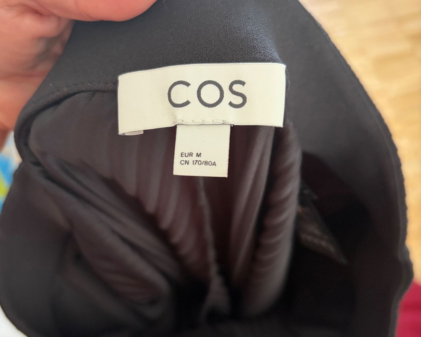 Cos Pantalons: Cos Hose, M, Neue – Neuf avec emballage d'origine à Hergiswil NW par irinagraf 1