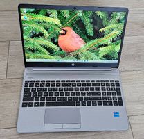 HP 250 G8 Notebook i5-1135G7 16GB RAM 512GB SSD Win 11