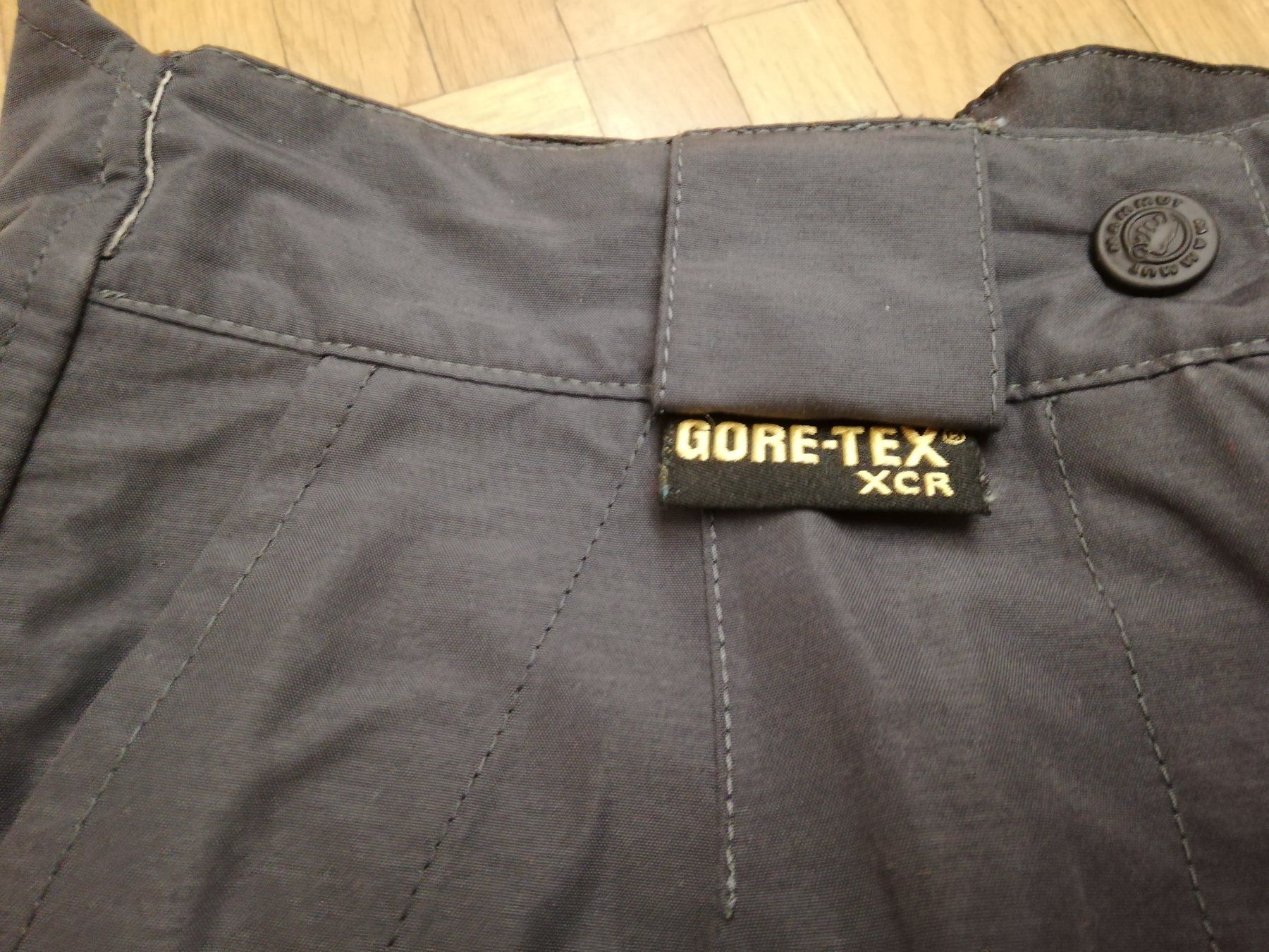 Mammut Pantaloni: Mammut 36 Extreme goretex S Skihose – Usato da Müllheim Dorf venduto da florita01 7