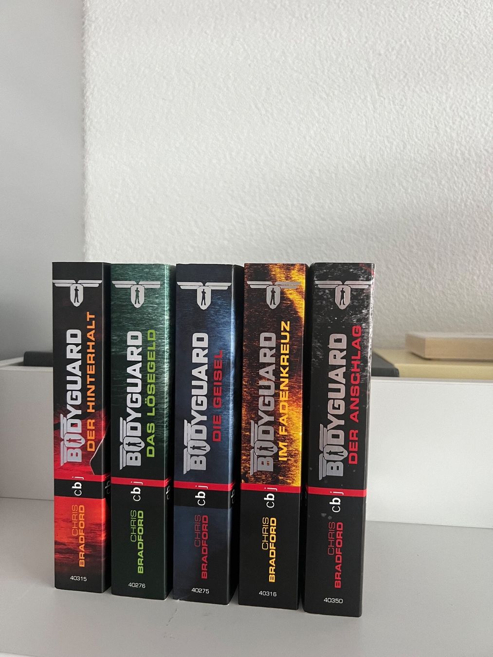 Libri: BODYGUARD Buchserie – Nuovo (secondo la descrizione) da Pfäffikon SZ venduto da pdroth