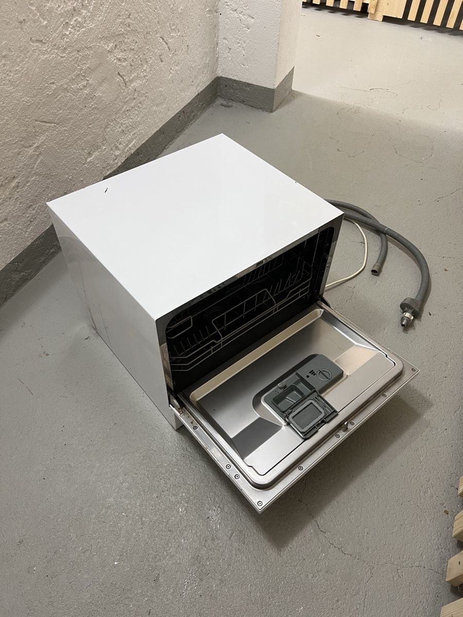 Lavastoviglie: Novamatic KGS 610 E Dishwasher gebraucht – Usato da Zürich venduto da daria_m 2