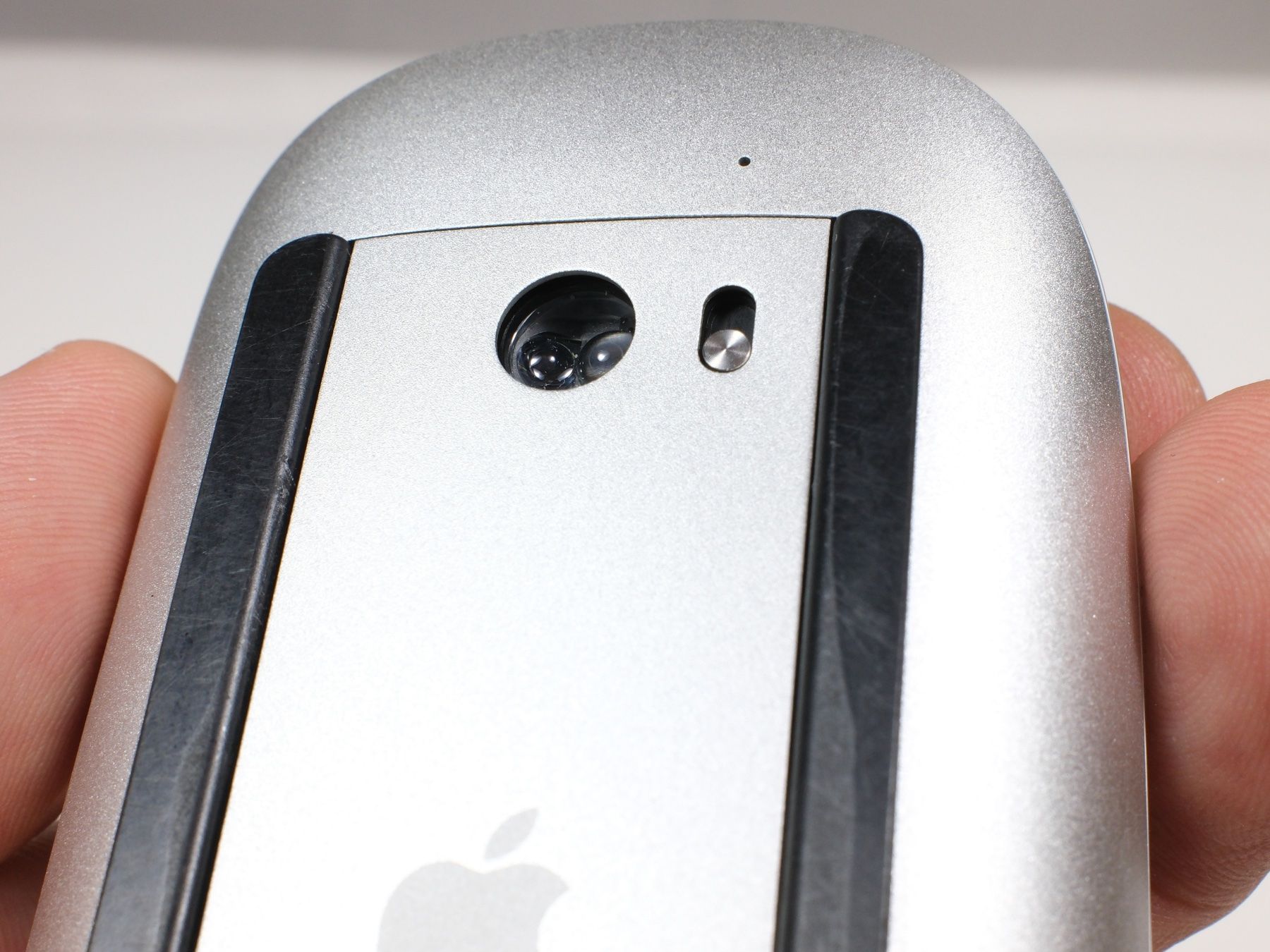 Apple Souris: APPLE Magic Mouse Model A1296 inkl. 2 AA-Batterien – D'occasion à Lobsigen par Markus_Haenggi_Bern 4