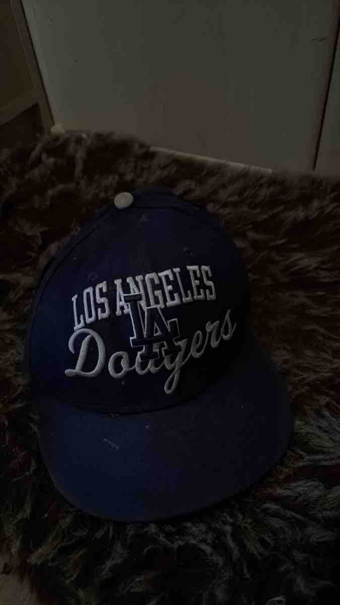 New Era Copricapi, berretti & cappellini: Casquette Los Angeles Dodgers bleu – Usato da Granges-Paccot venduto da lew_w6jg