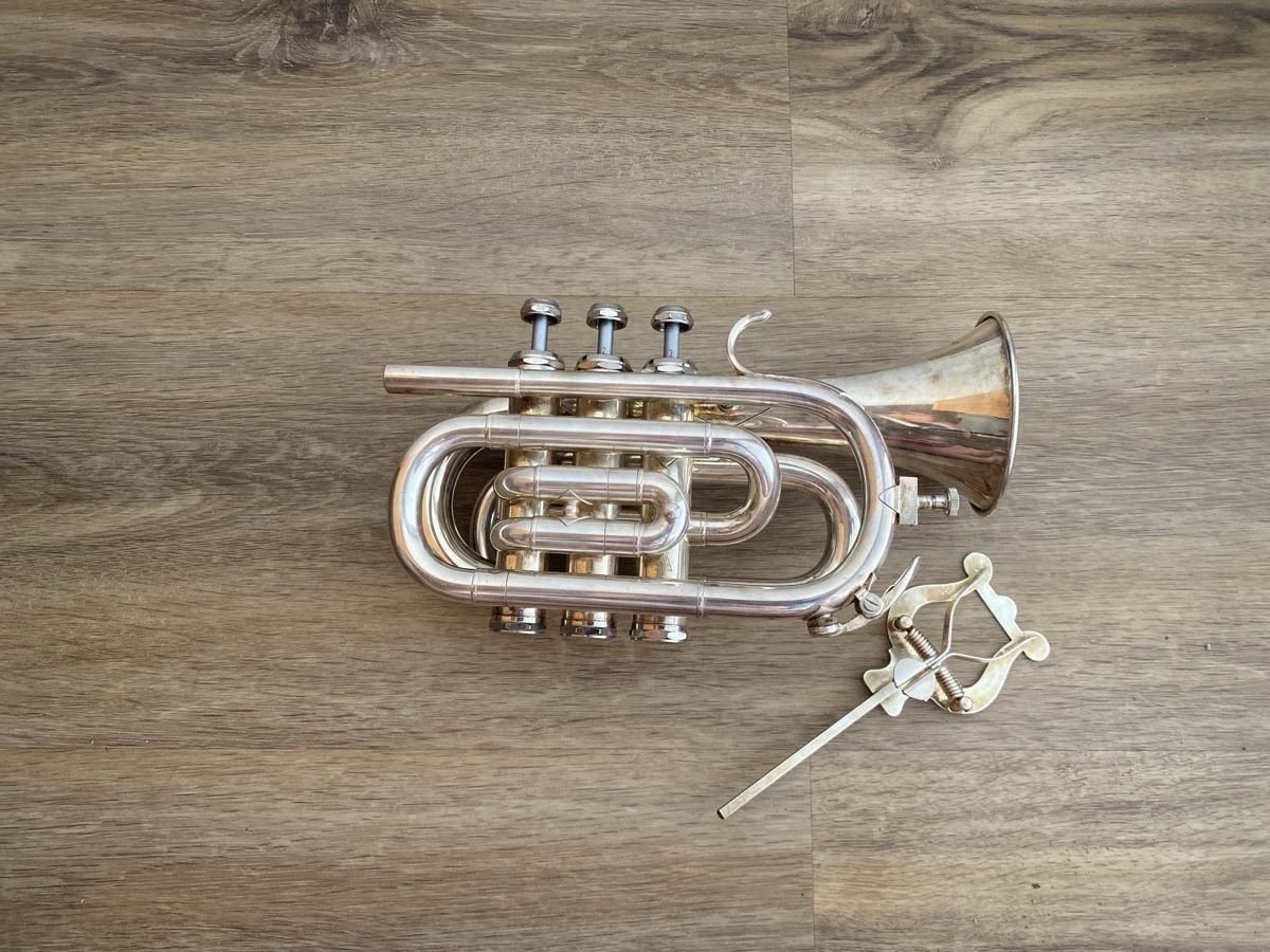 Strumenti musicali: Cornet mit Koffer – Usato da Grosswangen venduto da Yafuda 3