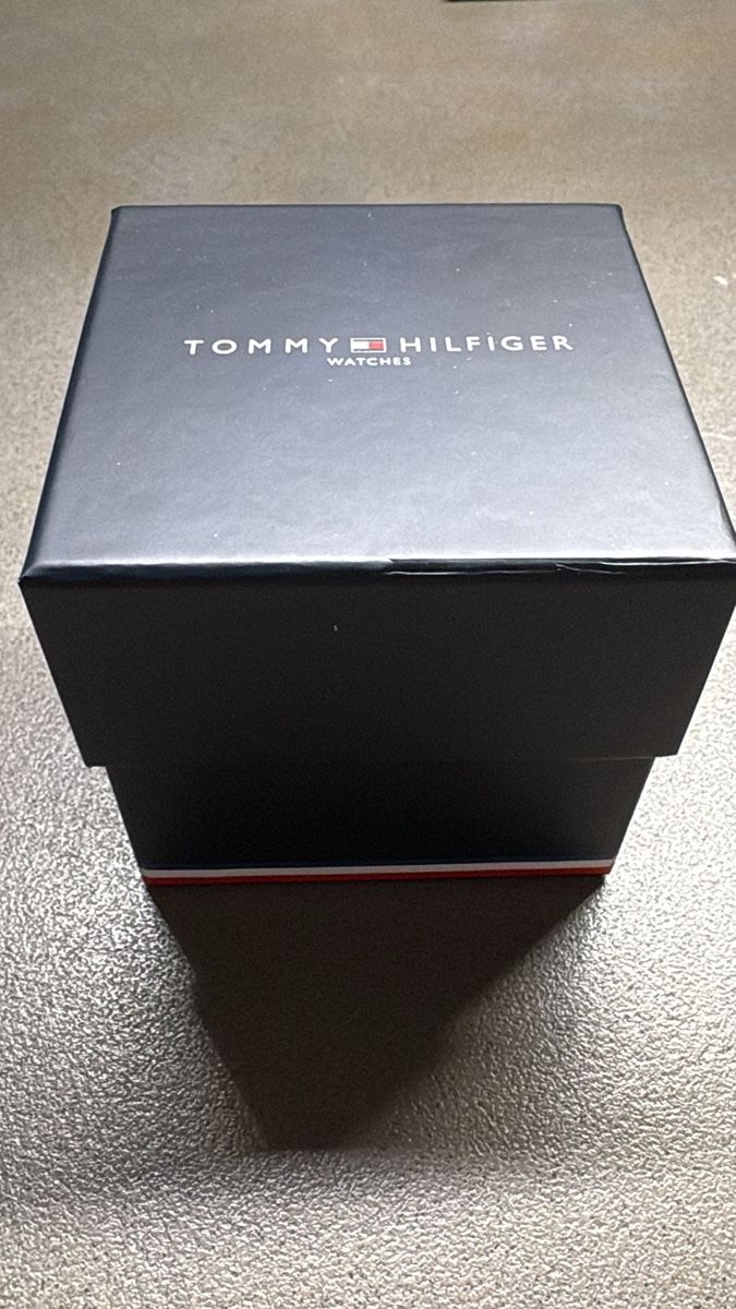 Tommy Hilfiger Orologi: Tommy Hilfiger Uhr – Nuovo e nell'imballaggio originale da Bonaduz venduto da cfm_5s5j 1