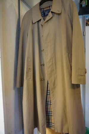 Klassischer Burberrys Trenchcoat, zeitlos und elegant!