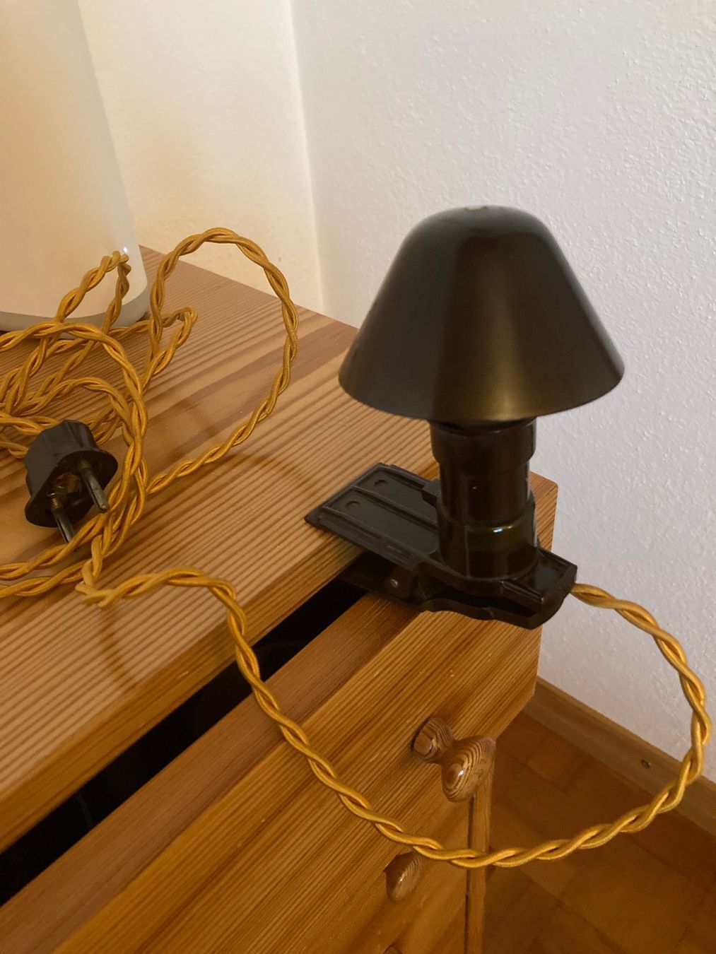 Lampen: Nachttisch-Lampe vintage – Gebraucht aus Liebefeld von Rhy19 1