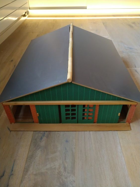 Stall für Schleich-Tiere | Kaufen auf Ricardo