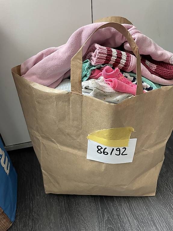 Lotti & Set di vestiti: Kinderkleider Mädchen 86/92 – Usato da Hergiswil LU venduto da LaPiroque 1