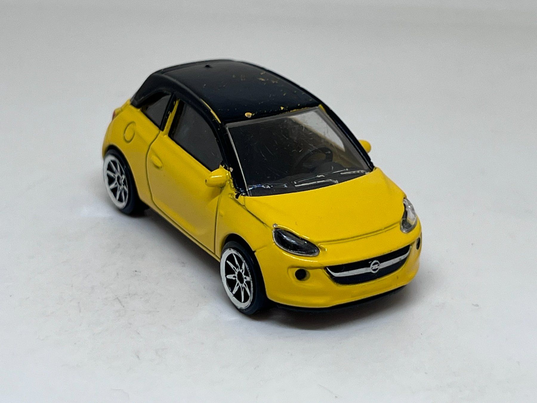 Majorette Modellini d'auto: Majorette Opel Adam #55 – Usato da Wildegg venduto da LaaBoutique