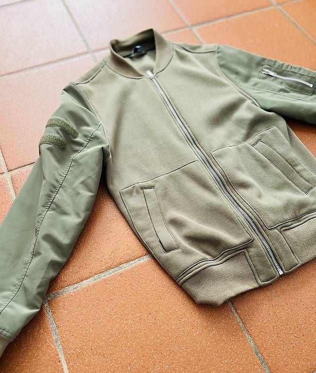 Giacche: Bellissima giacca Divided da uomo – Usato da Gentilino venduto da cmz144 3