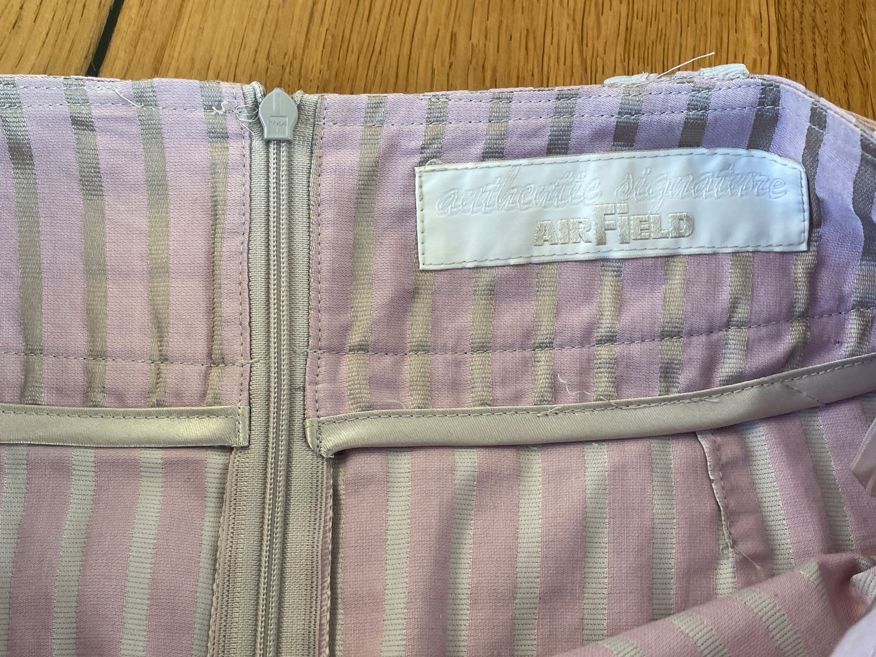 Airfield Gonne: AIRFIELD Rock rose/beige Gr.36 mit GRATIS Bluse – Usato da Hämikon venduto da schneider.petra 4