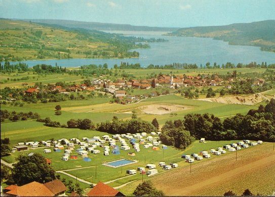 Cartoline postali: ESCHENZ Flugaufnahme – Usato da Jona venduto da philajona