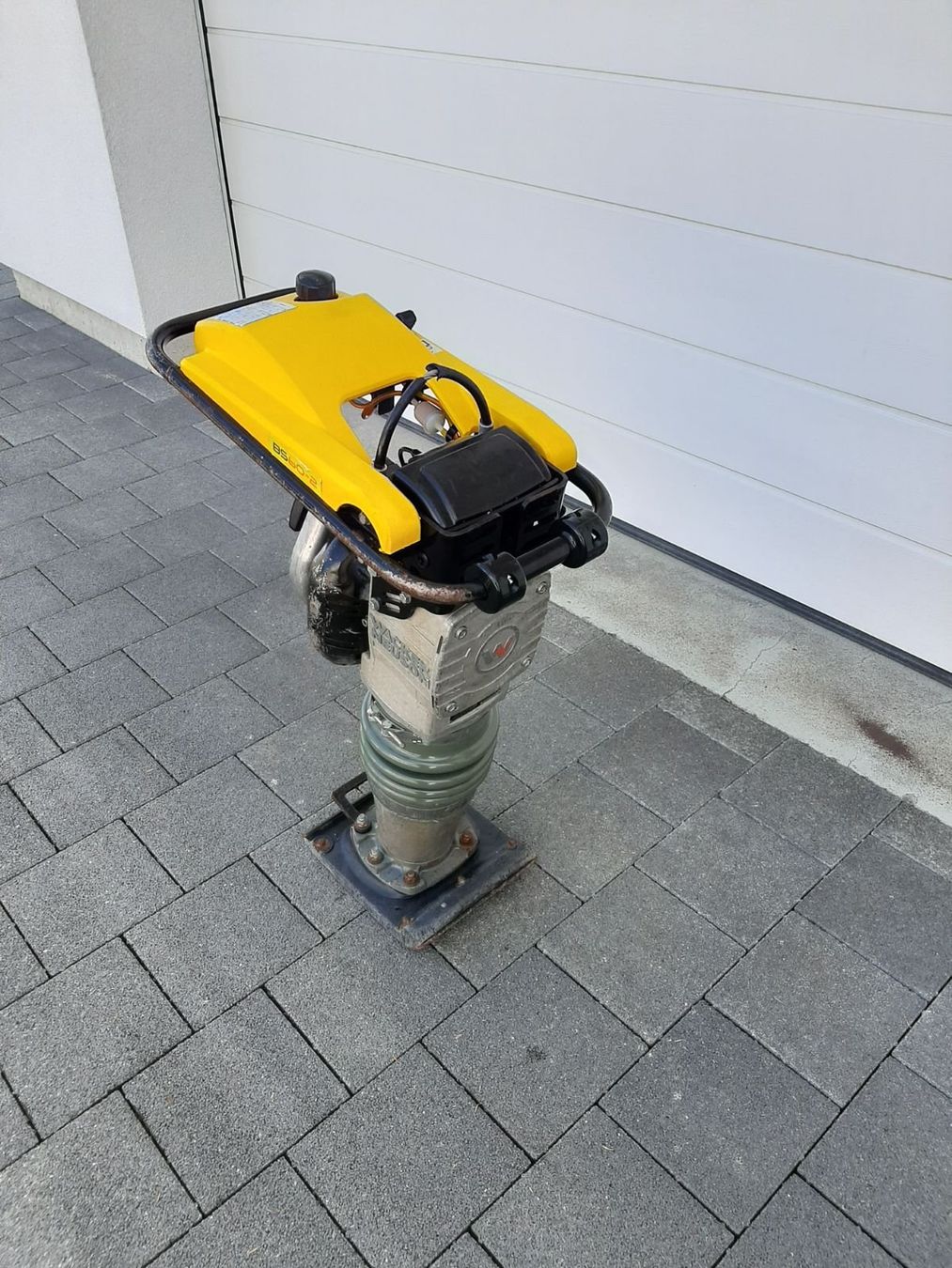 Wacker Neuson Alle Maschinen: Grabenstampfer Rammer Wacker Neuson – Gebraucht aus Rain von Kleinmoto