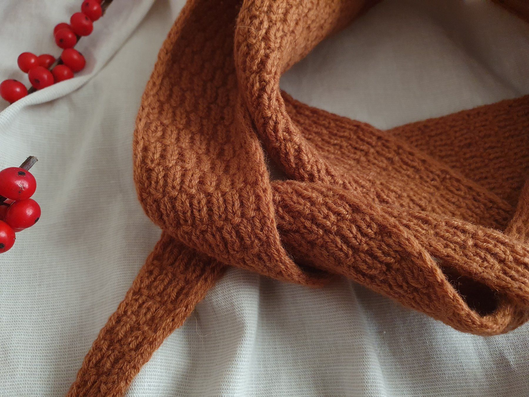 Foulard & Sciarpe: Mini scarf, Strickschal, Handgestrickt, Unikat, Geschenk – Nuovo e nell'imballaggio originale da Neunkirch venduto da Sandramay 5