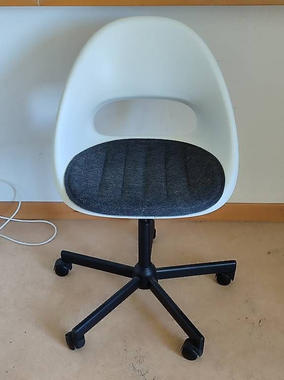 Sedie: Ikea Bürostuhl  verstellbar  – Usato da Zürich venduto da mat_p972
