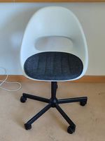 Ikea Bürostuhl  verstellbar 