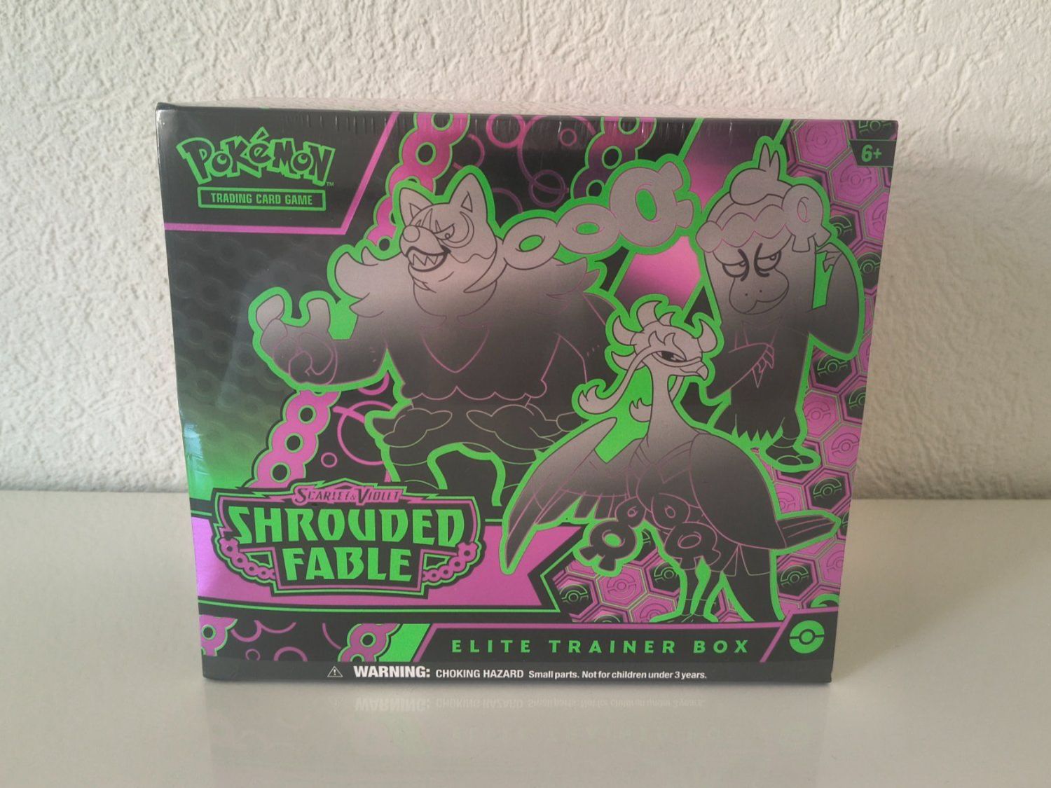 Pokémon Carte collezionabili: Shrouded Fable ETB elite trainer box sealed – Nuovo (secondo la descrizione) da Muraz (Collombey) venduto da Carddealerswis