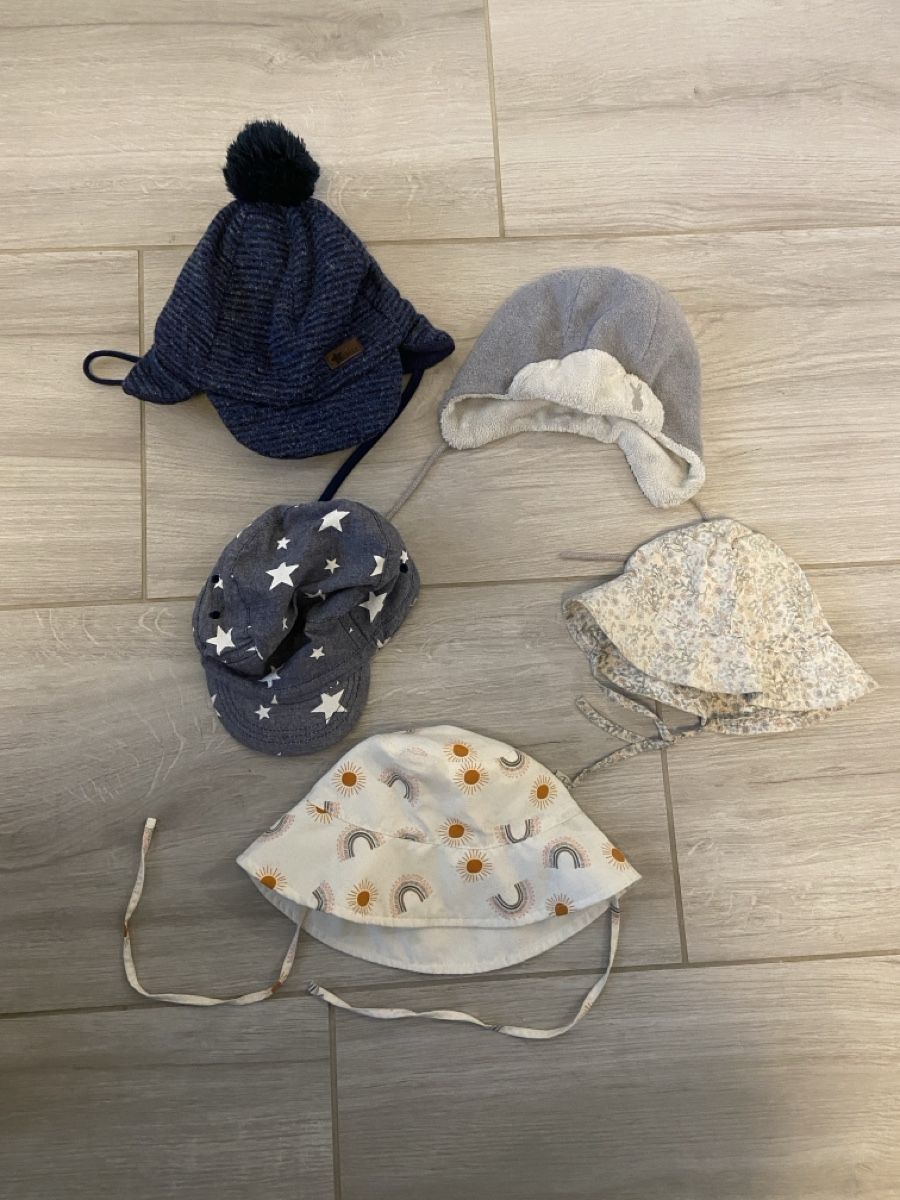 Altro abbigliamento per bambino: 5 Mützen – Usato da Lufingen venduto da SanL