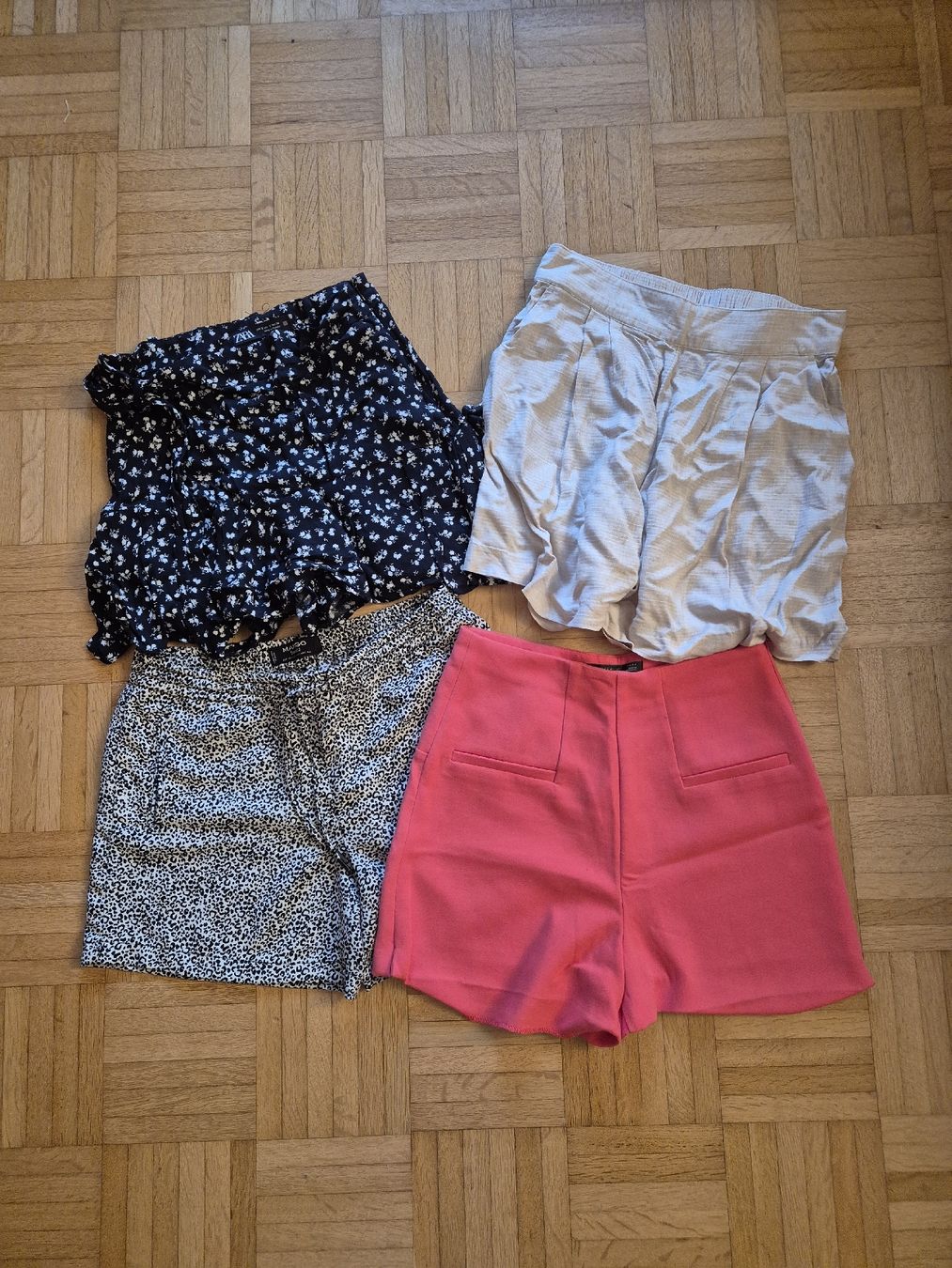 Pantaloni: sommerhosen – Usato da Pfäffikon SZ venduto da vale_111