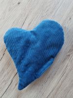 Kirschkernkissen / Chriesisteichüssi blaues Herz 