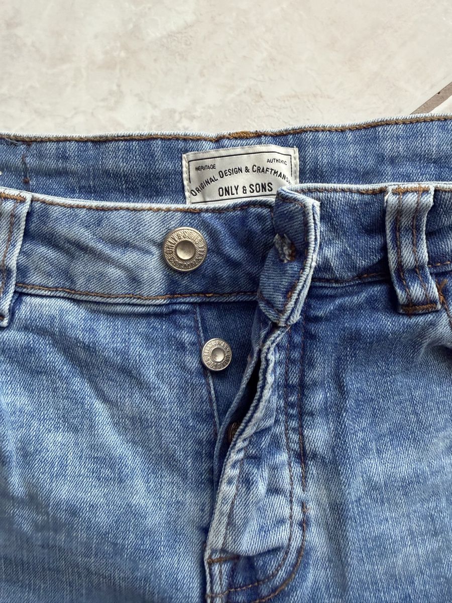 Pantaloni: Kurze Strech Jeans – Usato da Wichtrach venduto da xSelpio007 1