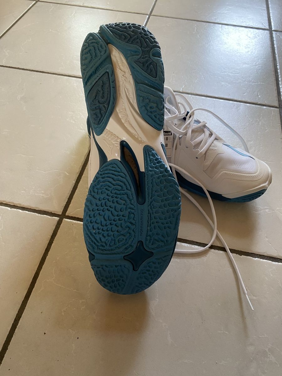 Mizuno Scarpe da uomo: Mizuno Wave Lightning Z8 – Nuovo e nell'imballaggio originale da Tecknau venduto da cat_f8bt 2