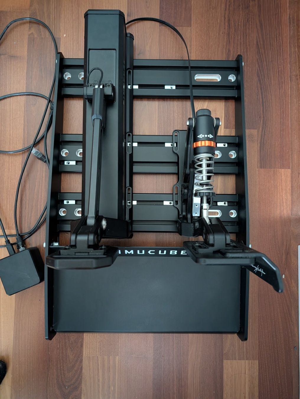 Simucube Controller: Simucube ActivePedal Pro mit Passiv Gaspedal & Baseplate – Usato da Winterthur venduto da ric_jp7p 2
