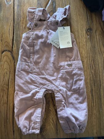 Zuckersüsse Latzhose für Babys von Minymo, Neu!