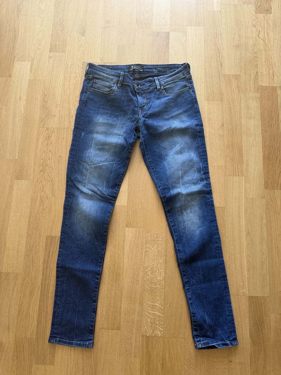 Guess Pantaloni: Guess damen hose – Usato da Rümlang venduto da Ze933