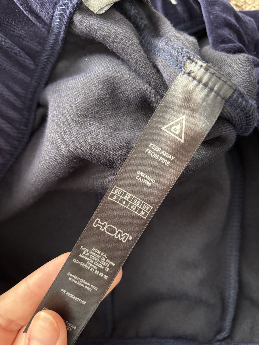 Hom Kleiderpakete: HOM Trainingsanzug – Neu und originalverpackt aus Rafz von mar_j7dl 4