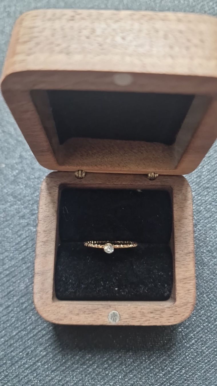 Ringe: Ring chromstahl, goldfarbend Grösse 53 – Neu (gemäss Beschreibung) aus St.Gallen von Dombidor
