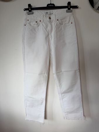 Damen Jeans ZARA weiss Grösse 36 wie neu
