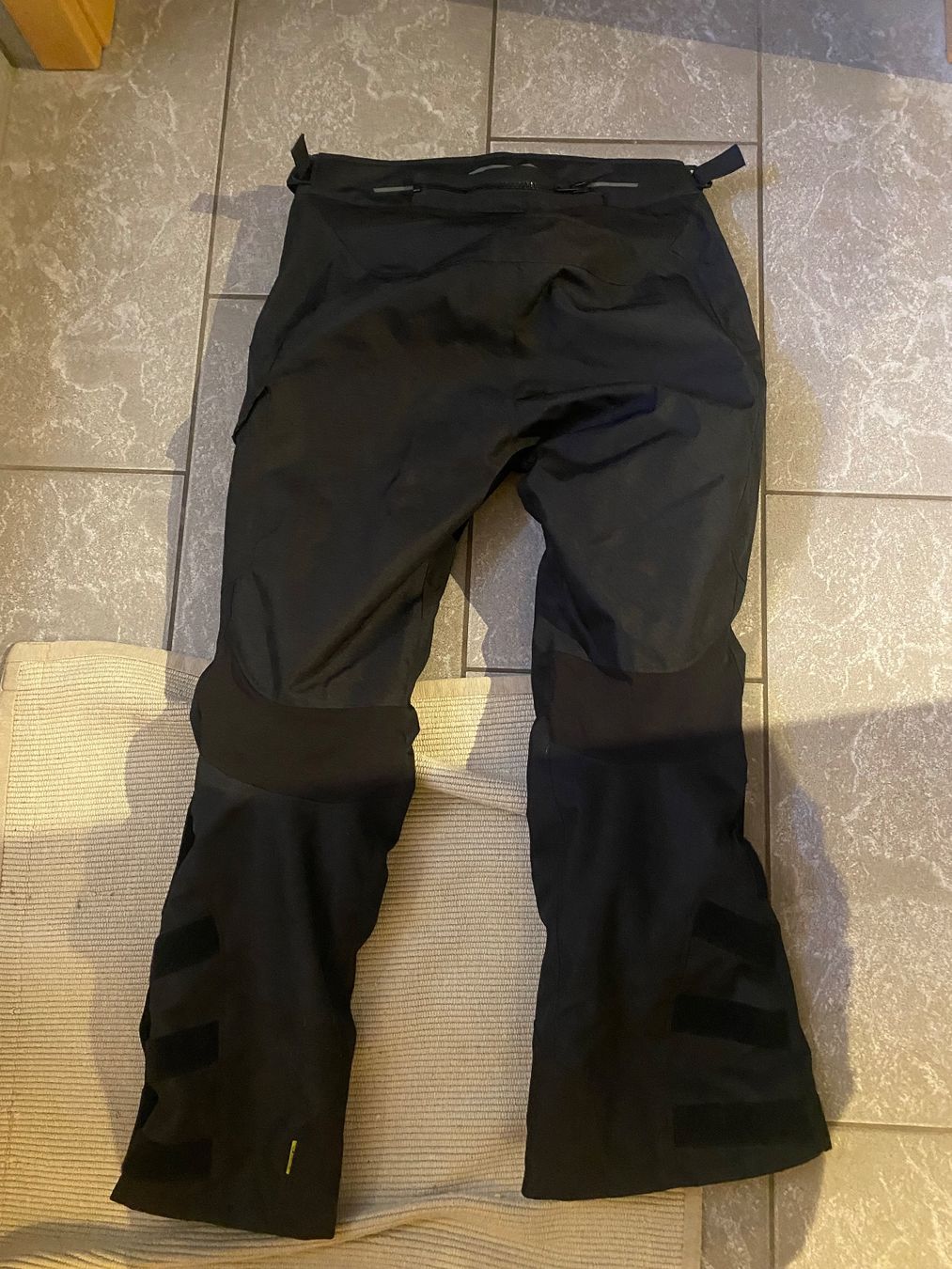 Hosen: Motorradhose Macna Damen Grösse L – Gebraucht aus Stüsslingen von Akyrela_ 1