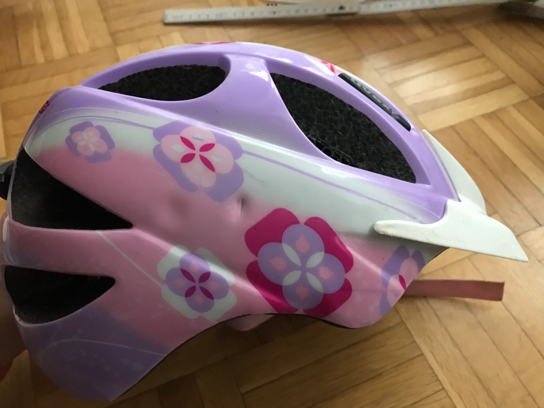Uvex Caschi: Kinderhelm Velohelm Mädchen UVEX Grösse 49-55 cm – Usato da Emmenbrücke venduto da Hathor123 9