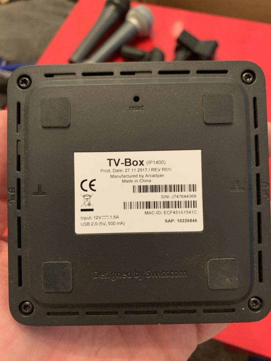 Ricevitori: Swisscom TV-Box IP1400 Receiver – Usato da Opfikon venduto da Safside 1