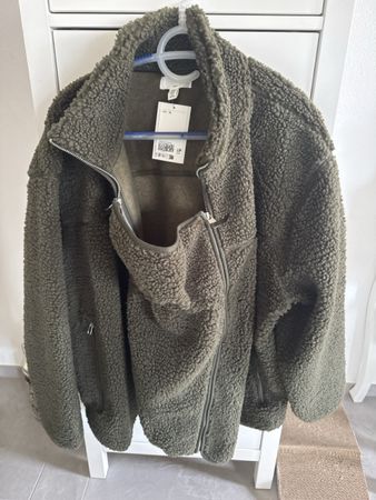 H&M Teddy Jacke oliv grün Grösse XL neu mit Etikett