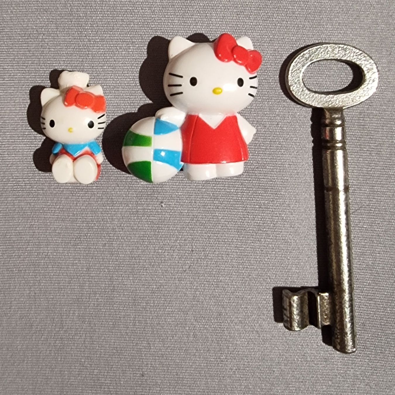 Hello Kitty Statuette: Figuren, Hello Kitty, Sanrio – Usato da St.gallen venduto da herr_gamster 1
