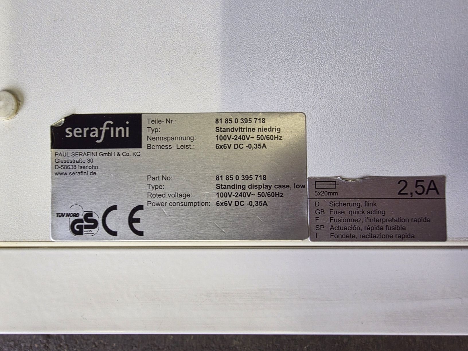 Vitrinen: Vitrine Serafini mit Beleuchtung – Gebraucht aus Büren SO von Stevie_auktionen 6